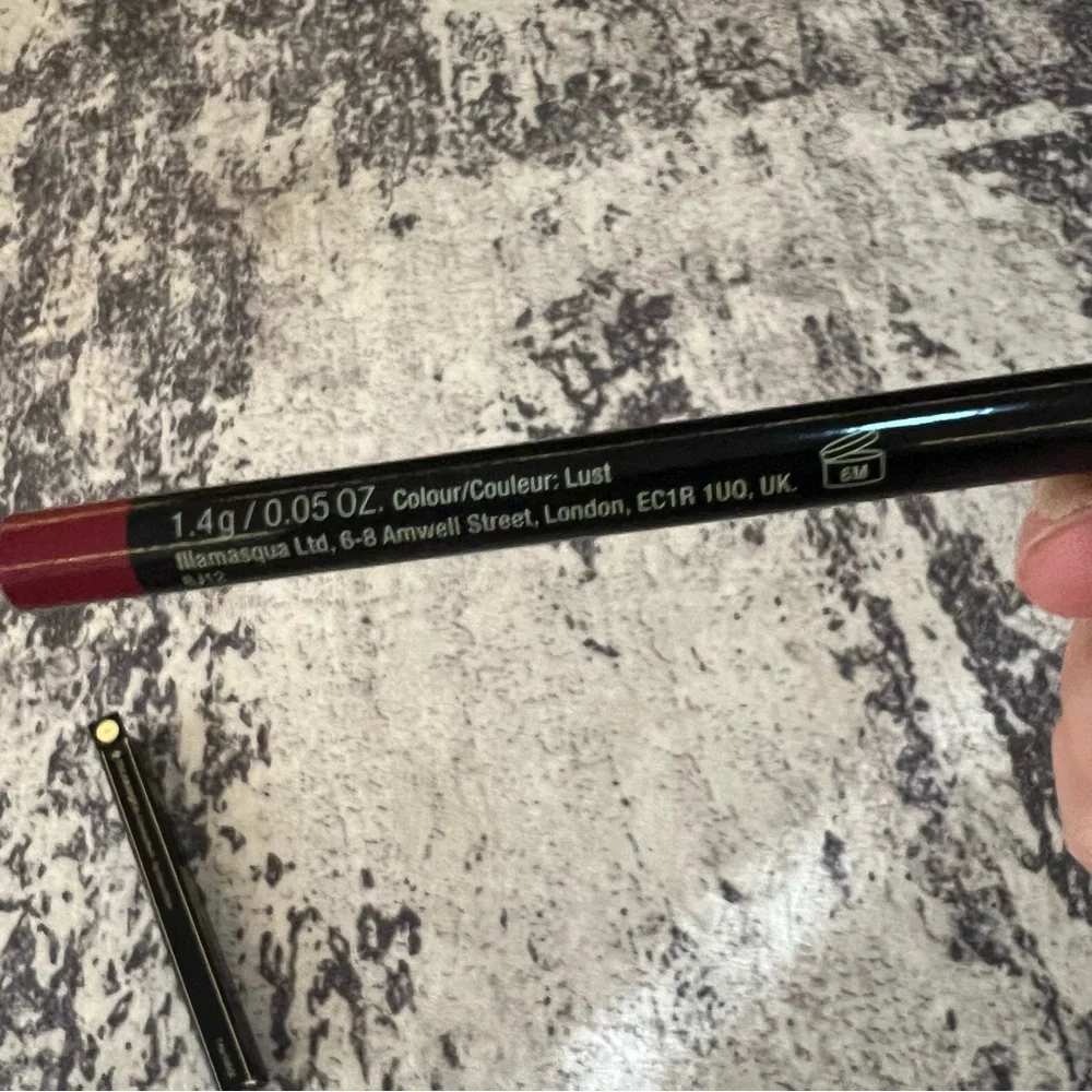 illamasqua lip pencil lust